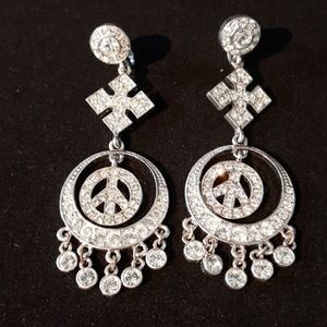 Dangling clip on earings